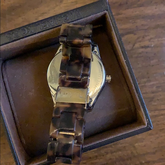 Fossil Watch - Picture 3 of 3